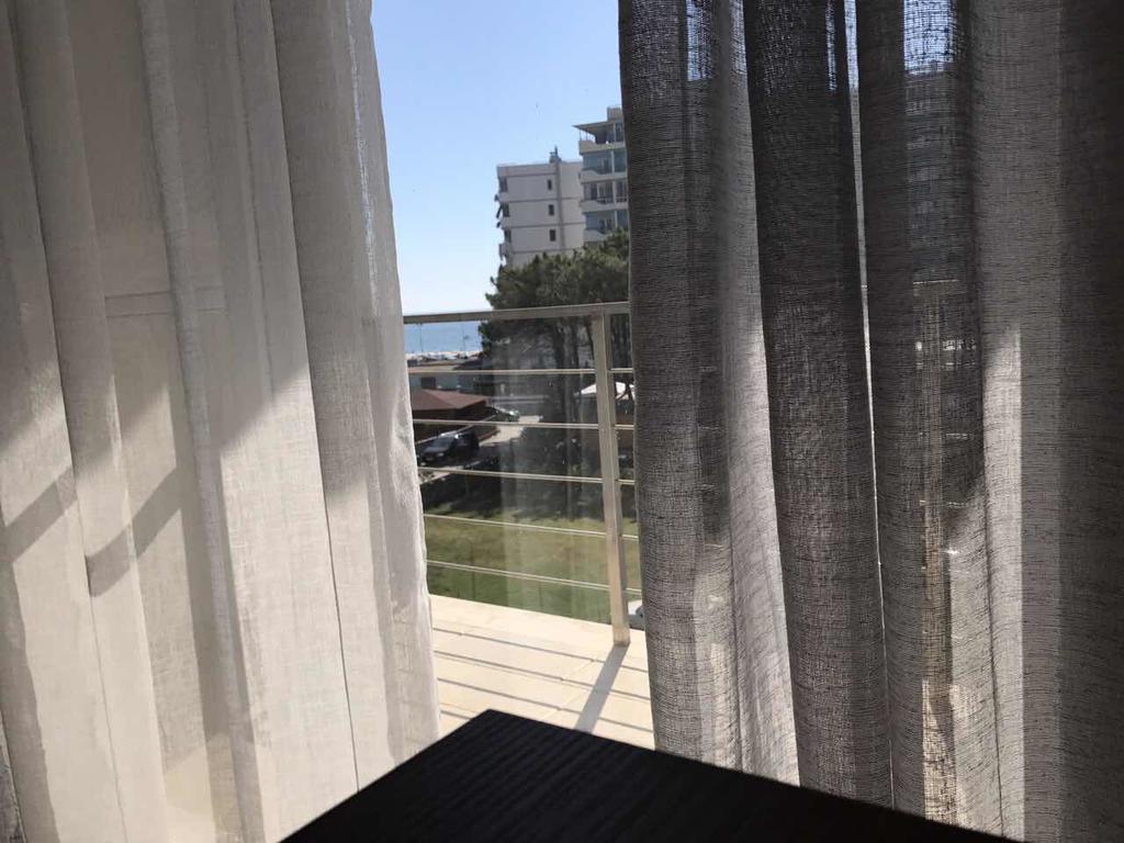 Viktoria'S Apartments Shengjin Exterior photo
